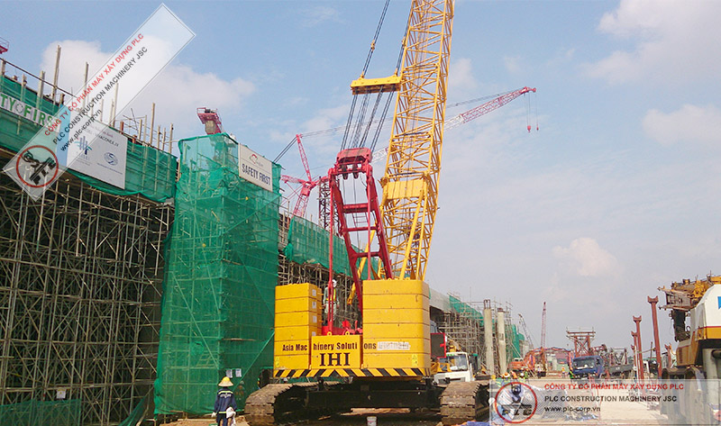 IHI CCH2500-6 250 ton crawler cranes rental in Vietnam, T2 Noi Bai International Airport